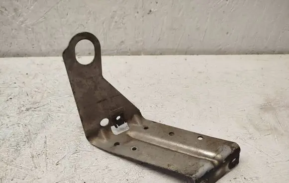 BMW X6 E71 Fender mounting bracket 7188836 77772210