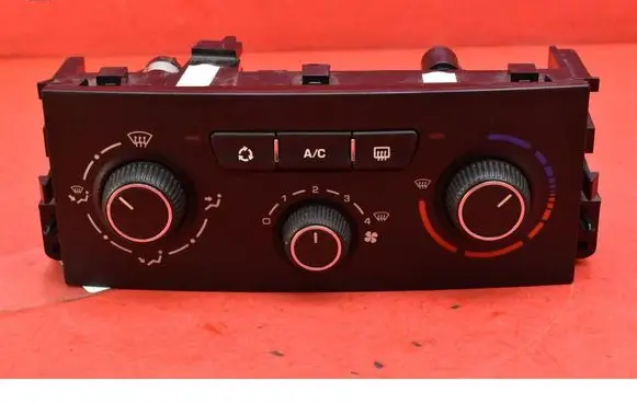 Peugeot 207 CC Climate control unit N107405N