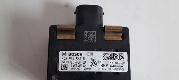 Volkswagen PASSAT B8 Distronic sensor radar 3Q0907561B