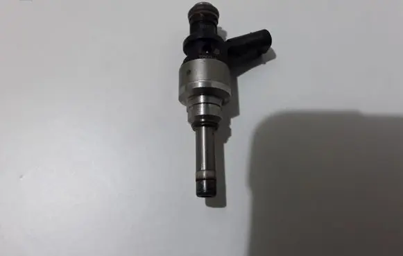 Audi A8 S8 D4 4H Fuel injector 095D1308 SV329041314505