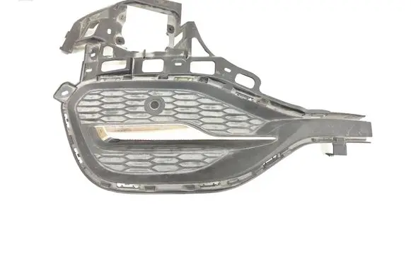 Opel Grandland X Front bumper lower grill YP00028777