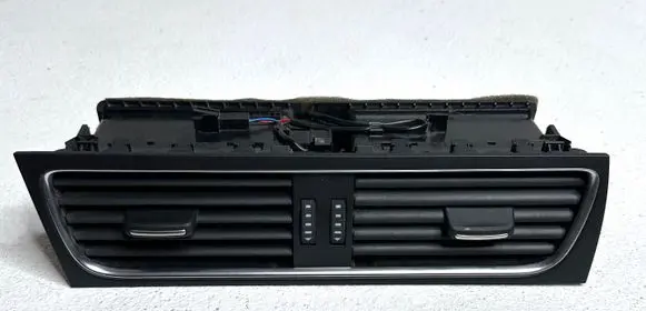 Audi A5 Sportback 8TA Dash center air vent grill 8T1820951C