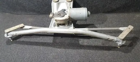Ford Fiesta Front wiper linkage and motor 96fg17504ab