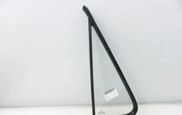 Volkswagen I LT Front triangle window/glass 