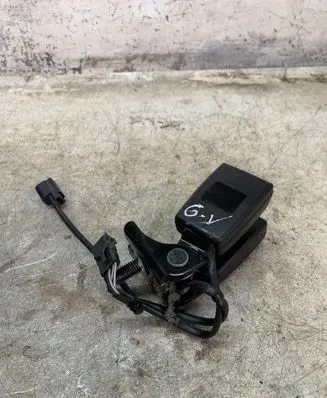 Ford Mondeo MK V Middle seatbelt buckle (rear) 