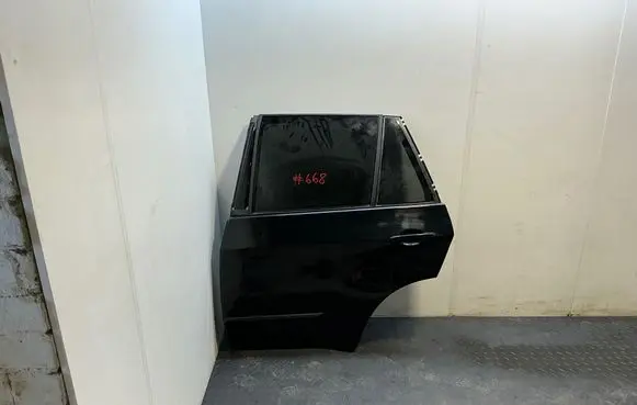 BMW X5 E70 Rear door 