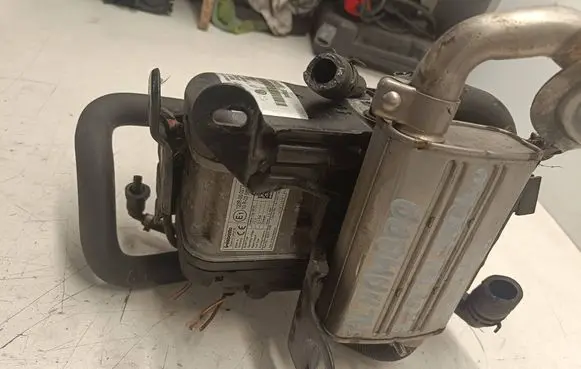 Seat Alhambra (Mk2) Auxiliary pre-heater (Webasto) 9026119B 7N0815065F 9026130B