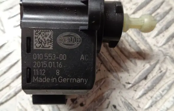 Opel Corsa E Headlight level adjustment motor 01055300