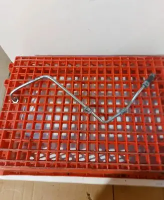 Coolant pipe/hose