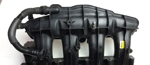 Audi A4 S4 B7 8E 8H Intake manifold 06F133201N 06D133192B