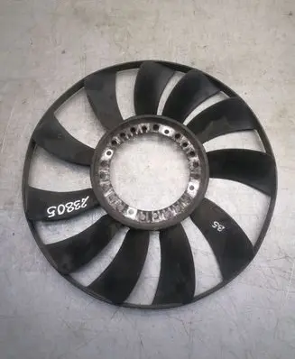 Volkswagen PASSAT B5 Fan impeller 058121301B