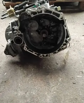 Opel Corsa E Manual 6 speed gearbox