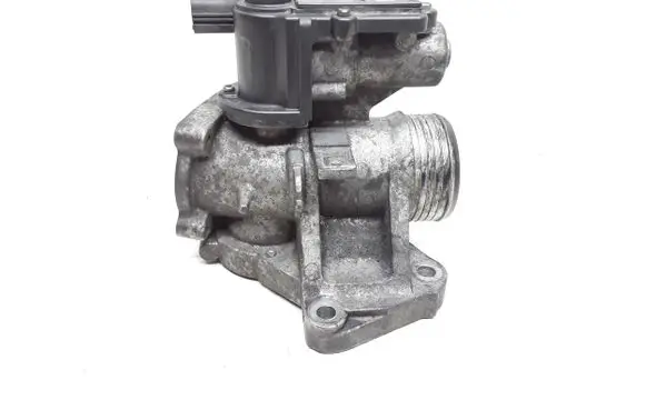 Volvo C70 EGR valve 30677714 70057503