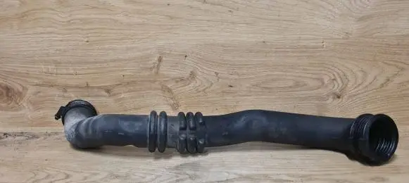 Volvo V70 Intercooler hose/pipe 7G916K683A