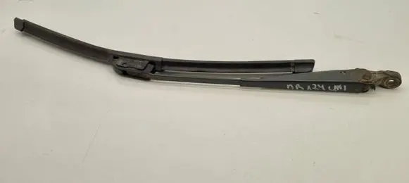 Mercedes-Benz E W124 Rear wiper blade arm
