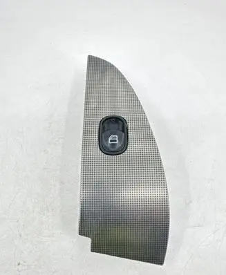 Mercedes-Benz C W203 Other front door trim element A2037271828