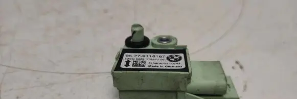 BMW 5 E60 E61 Airbag deployment crash/impact sensor 9118167 11585229