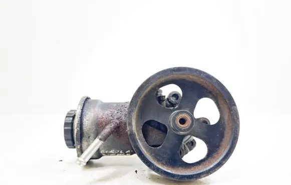 Toyota Corolla Verso AR10 Power steering pump