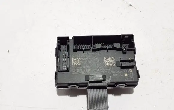 Audi Q7 4M Door control unit/module 4M0959792P