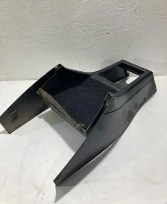 Audi 80 90 B3 Center console 893863243