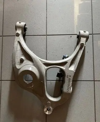 Dodge Durango Rear upper control arm/wishbone 52124814AD