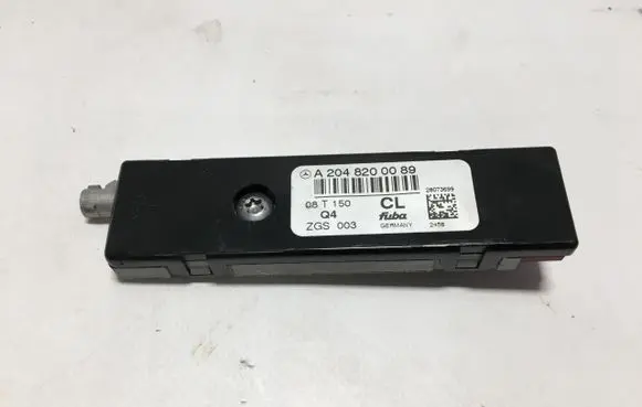 Mercedes-Benz C W204 Antenna control unit A2048200089