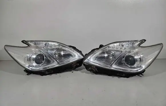 Toyota Prius (XW30) Headlights/headlamps set 103419012239
