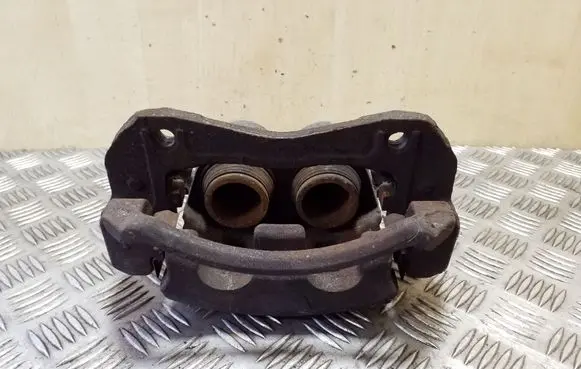 Chevrolet Captiva Front brake caliper