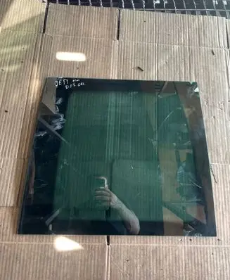 Volkswagen Jetta V Rear side window