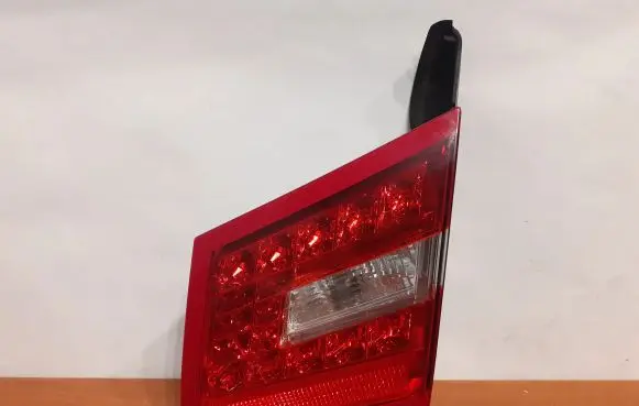 Mercedes-Benz E A207 Tailgate rear/tail lights A2078200364 A046317