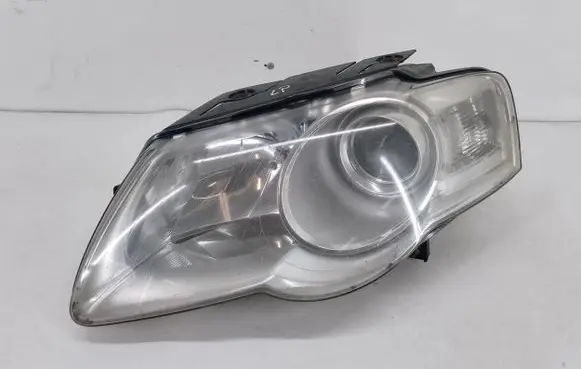 Volkswagen PASSAT B6 Headlight/headlamp 3C0941005Q