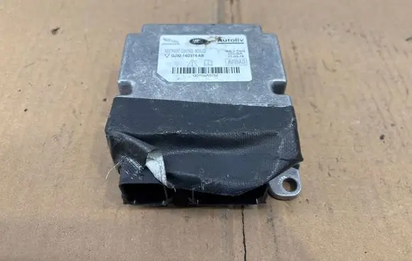 Land Rover Evoque I Airbag control unit/module GJ3214D374AB Q070EA0752