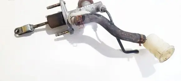Master brake cylinder