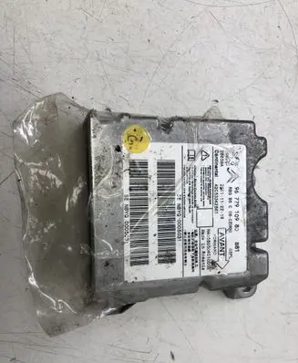 Citroen DS5 Airbag control unit/module 9677910980
