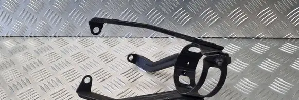 Volkswagen PASSAT B5 Fuel filter bracket/mount holder 8D0201987