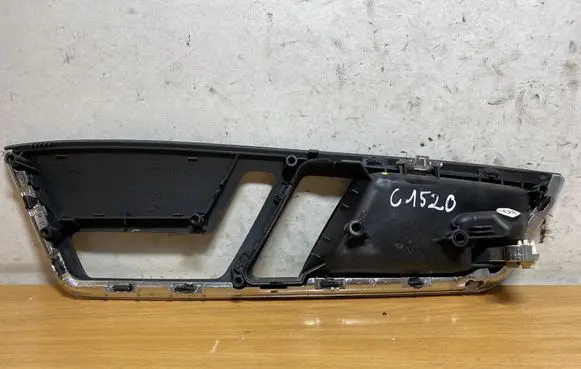 Mercedes-Benz S W221 Other interior part A3363010001 C1520