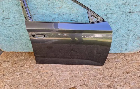 Skoda Octavia Mk4 Front door