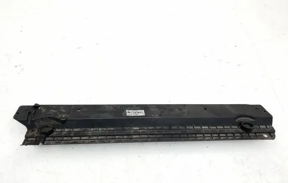 BMW 7 E65 E66 Radiator mount bracket 7795384 DH91132 E3798