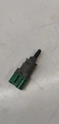 Peugeot 508 RXH Brake pedal sensor switch 9818232580