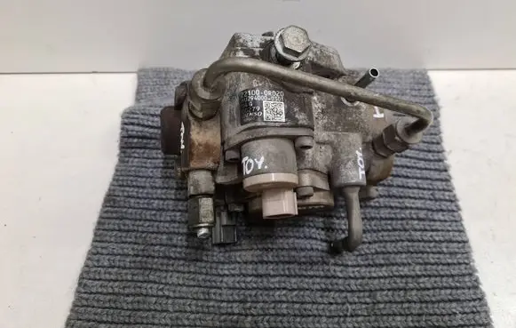 Fuel injection high pressure pump