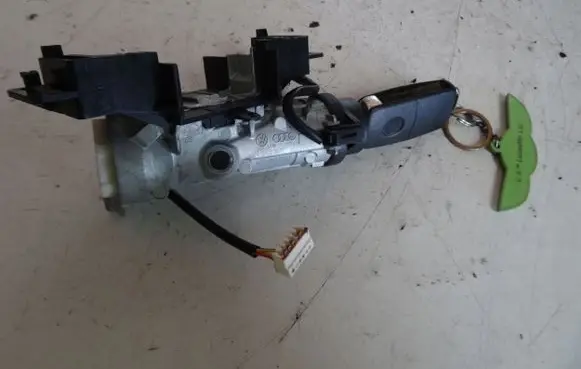 Volkswagen Scirocco Ignition lock
