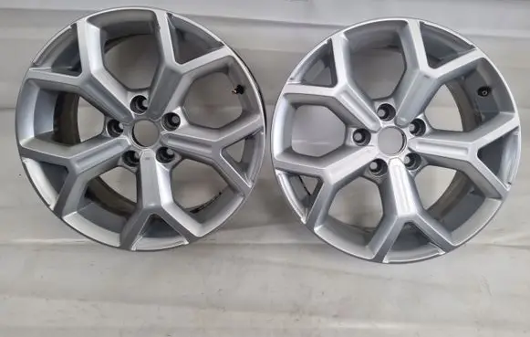 Renault Captur R17 alloy rim 403008932R