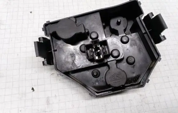 Tail light part