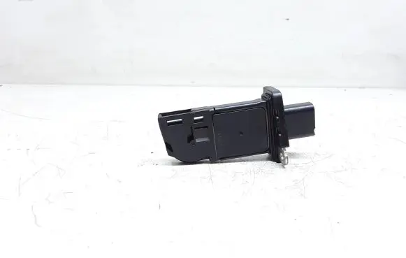 Volvo S60 Mass air flow meter 8V2112B579AA
