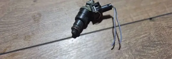 Mercedes-Benz C W202 Fuel injector 0000787423