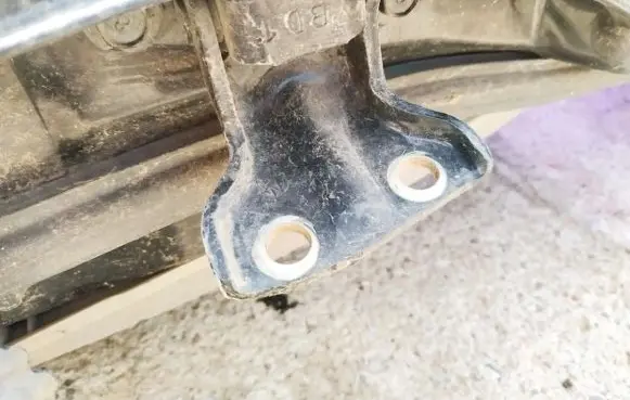 Mitsubishi Galant Rear door lower hinge