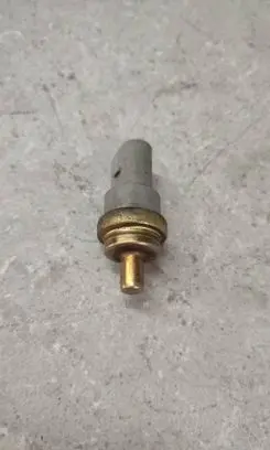 Audi A4 S4 B6 8E 8H Coolant temperature sensor 06A919501A