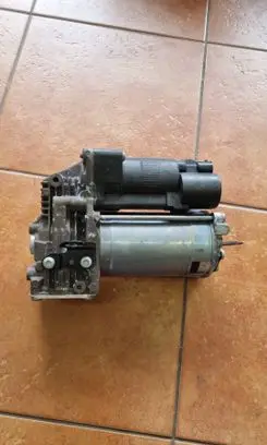 Mercedes-Benz ML W166 Air suspension compressor/pump A1663200204 A1663200104 A1530918