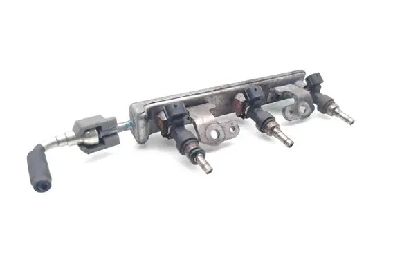 Nissan Micra Fuel injectors set 