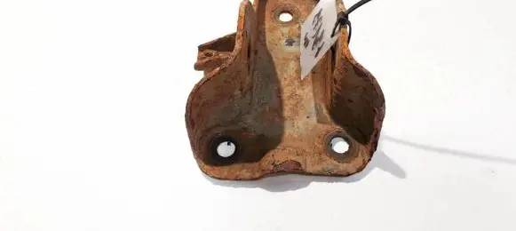 Hyundai Getz Bracket in trunk/boot 